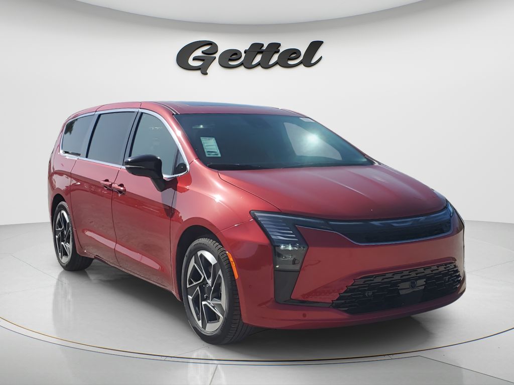 New 2027 Chrysler Pacifica Limited 4D Passenger Van in #C564723