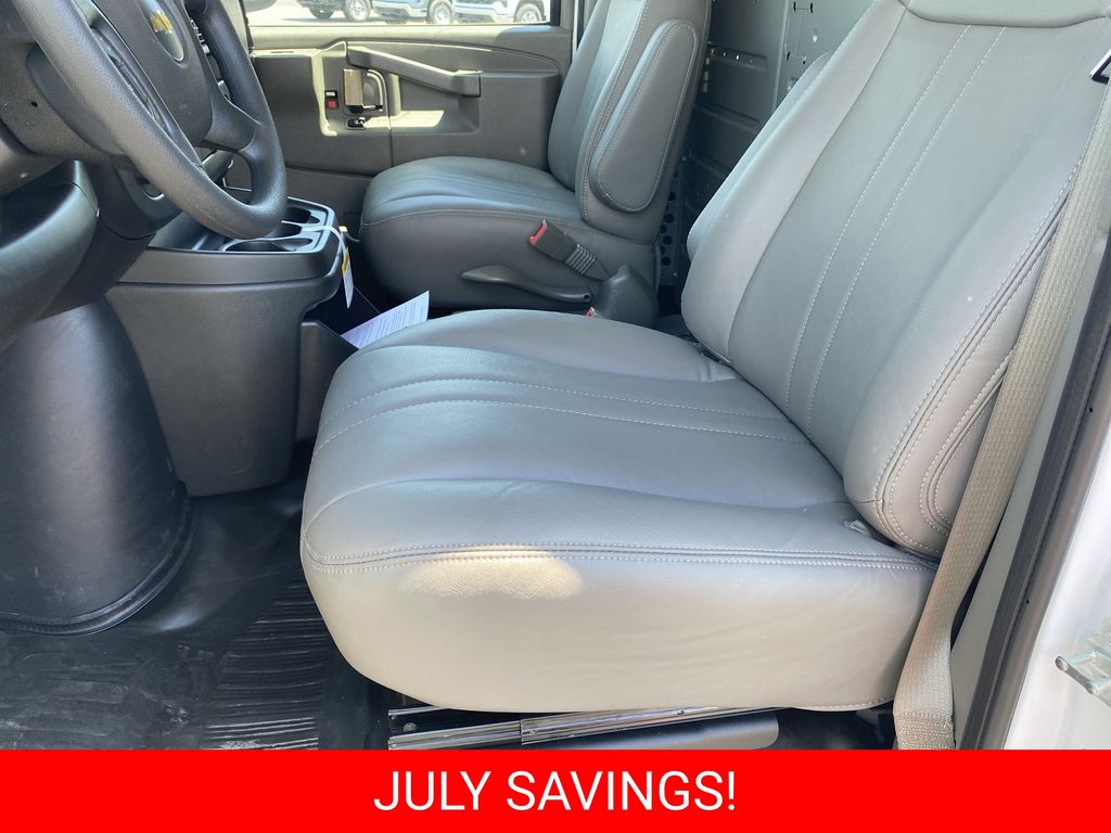 New 2026 Chevrolet Express 2500 Van