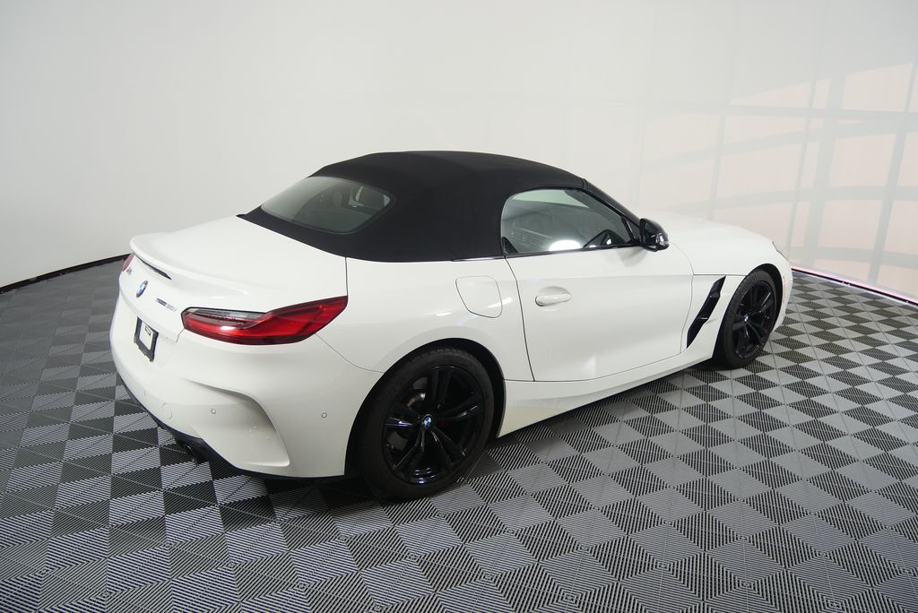 Thumbnail: 2022 BMW Z4 - 3