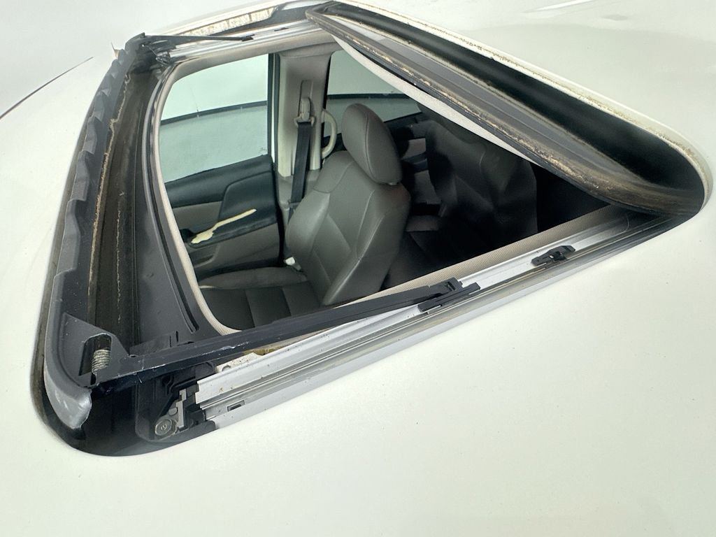 Used Car 2016 Honda Odyssey  Ex-l For Sale Under $20,000 In Austin, Texas