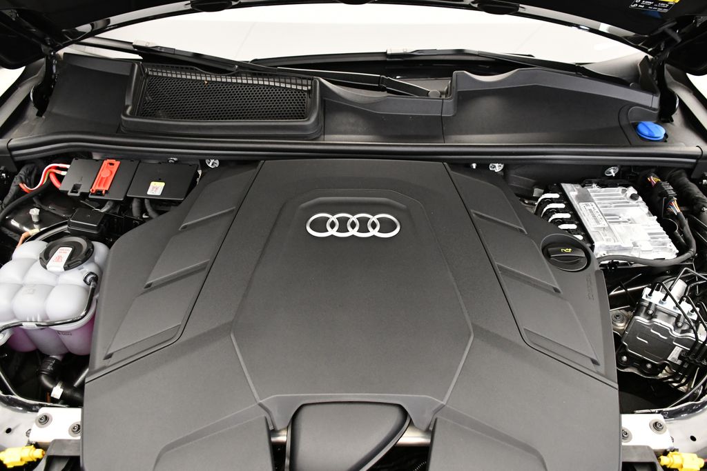 2025 Audi Q7  11