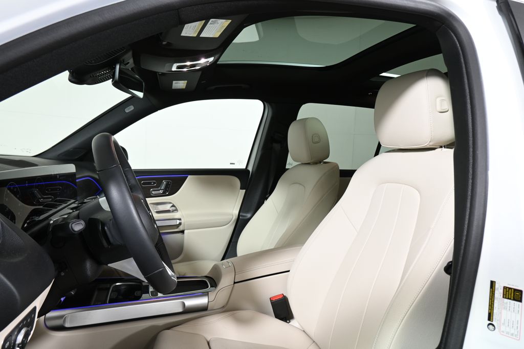 Thumbnail: 2026 Mercedes-Benz GLB - 15