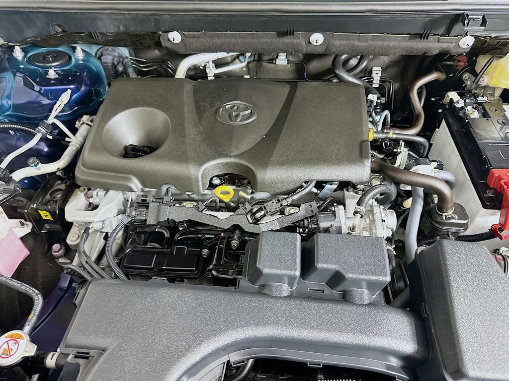 Thumbnail: 2025 Toyota RAV4 - 31