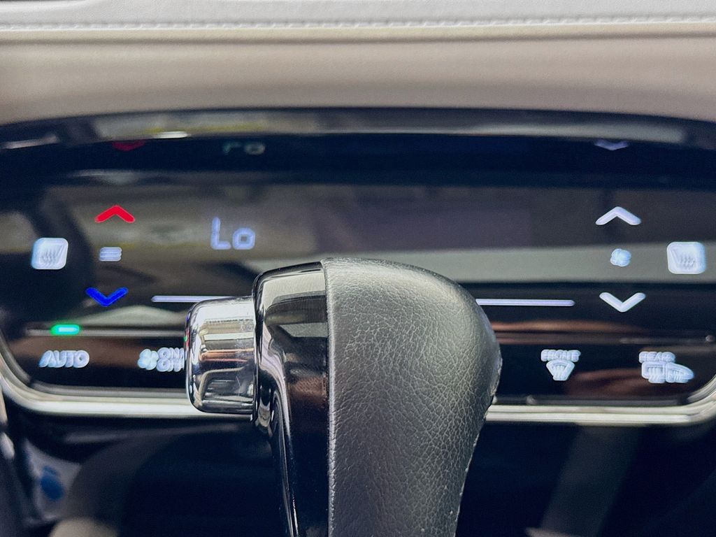 Used Car 2019 Honda Hr-v  Ex-l For Sale Under $20,000 In Austin, Texas