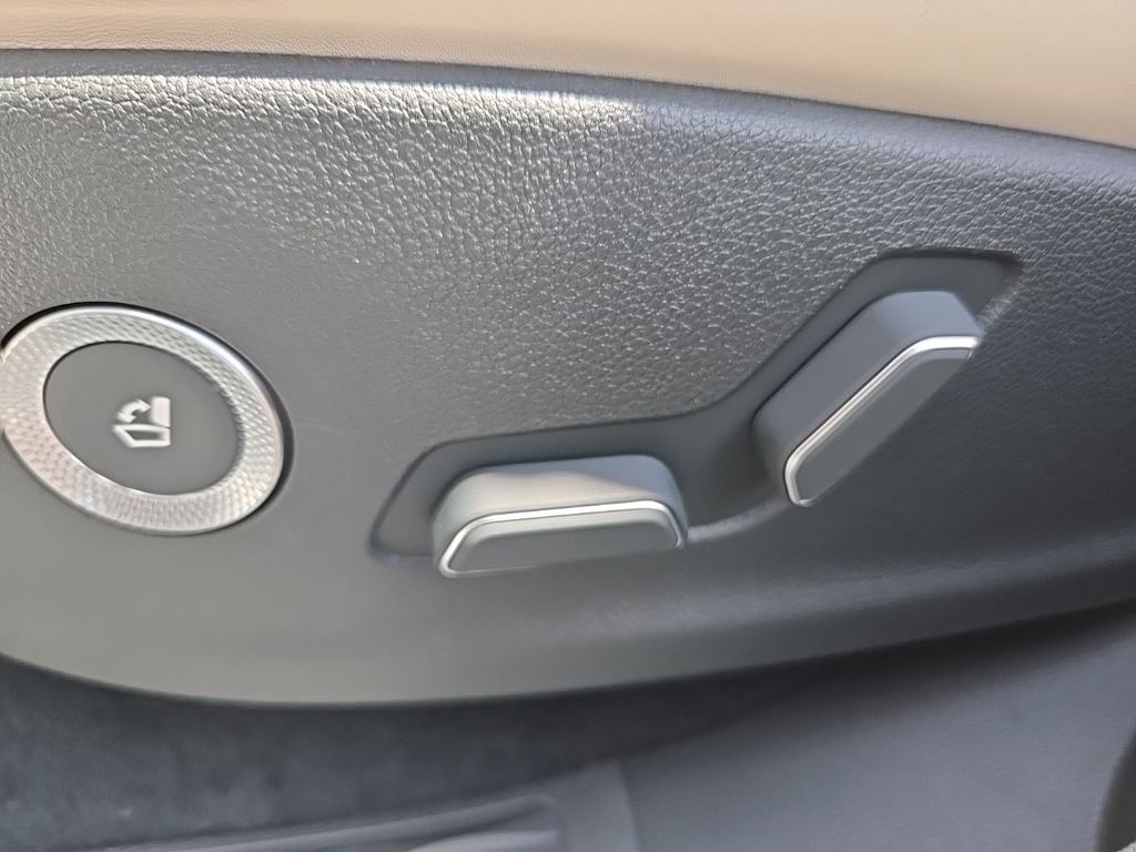 2025 Genesis GV80 3.5T 29