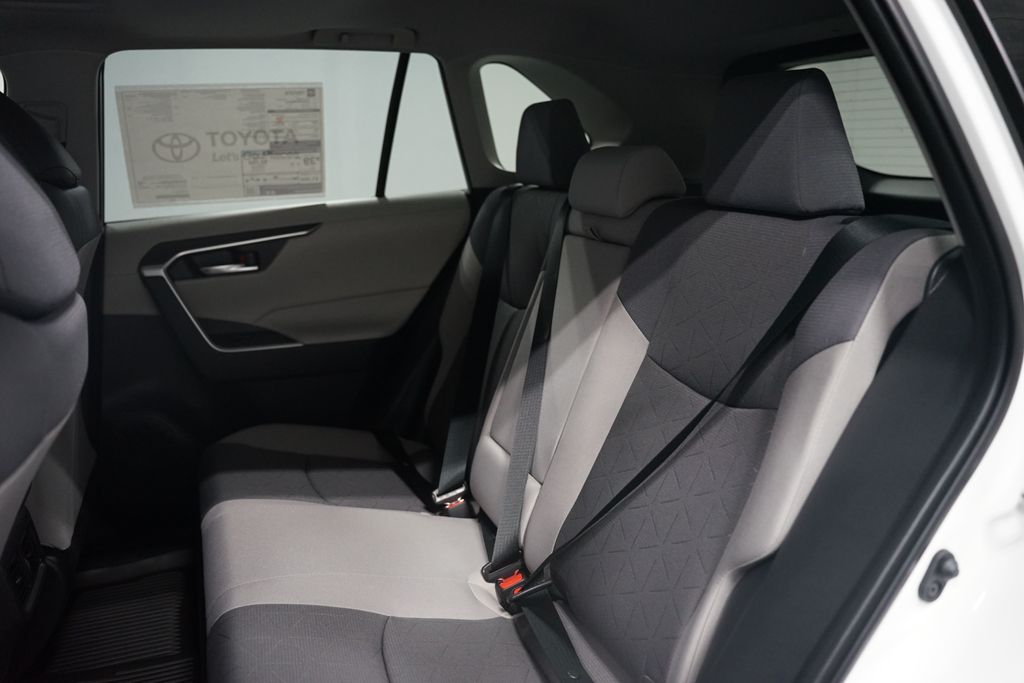 Thumbnail: 2025 Toyota RAV4 - 12