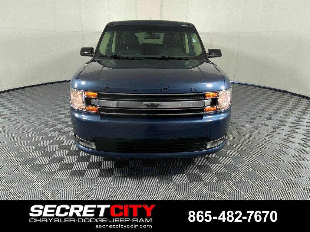 View vehicle photo 2