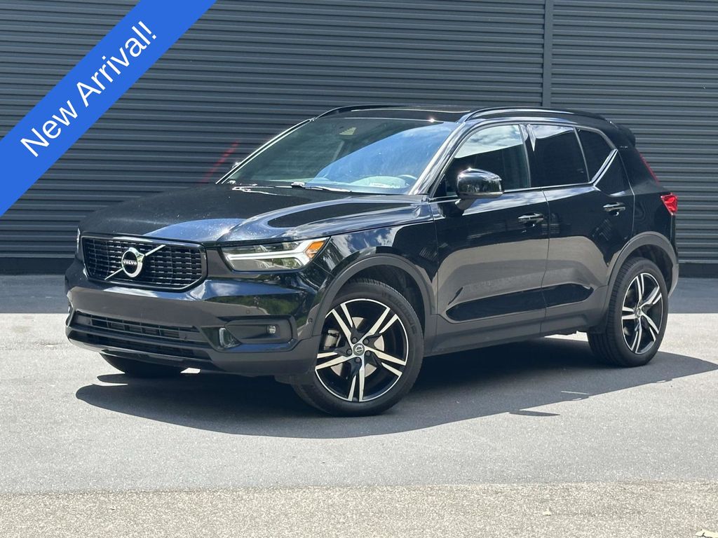Black / Stone 2019 Volvo XC40 SUV / Crossover All-Wheel Drive Automatic