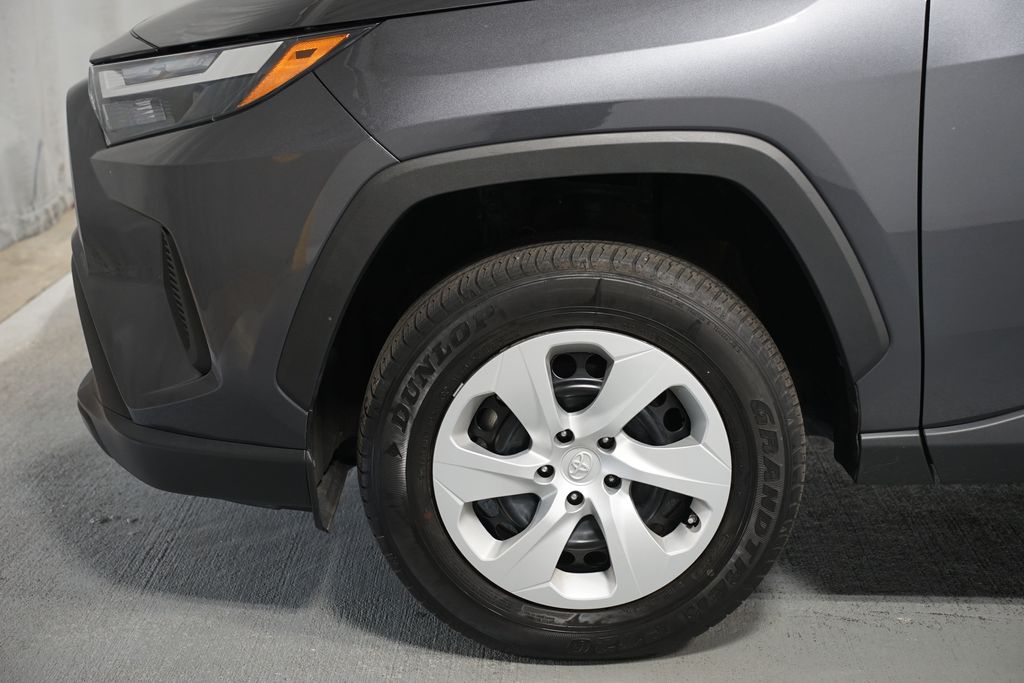 Thumbnail: 2024 Toyota RAV4 - 5