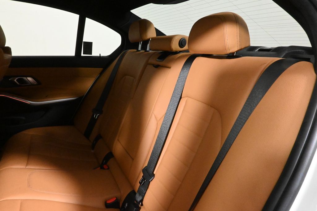 Thumbnail: 2019 BMW 3 Series - 5