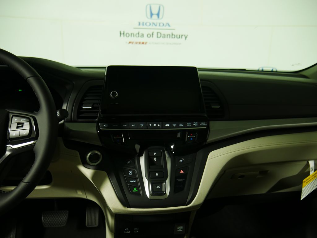 2025 Honda Odyssey EX-L 11