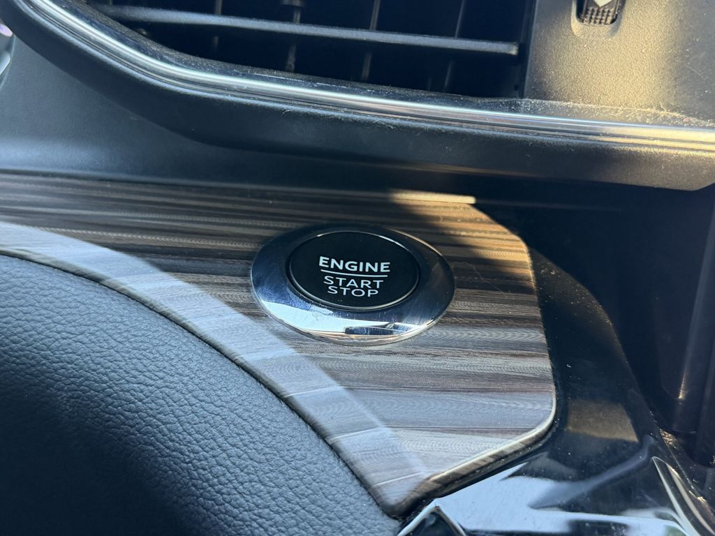 used 2022 Ford Explorer car, priced at $27,693