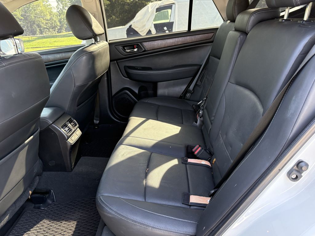 2016 Subaru Outback 2.5i White at Gullo Toyota