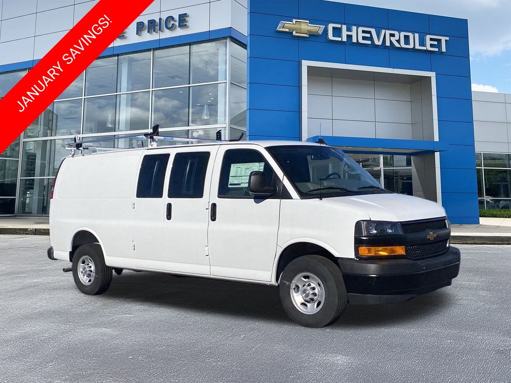 2025 Chevrolet Express Base's photo