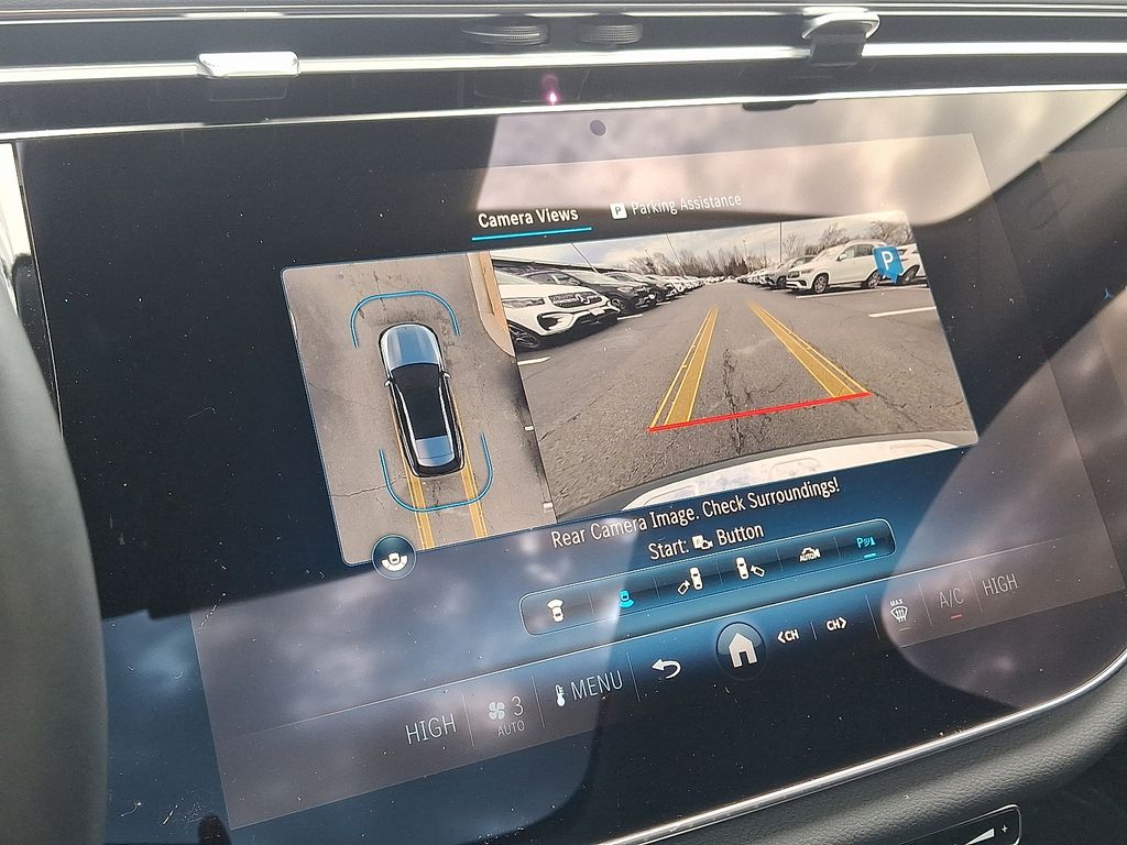 Thumbnail: 2025 Mercedes-Benz E-Class - 18