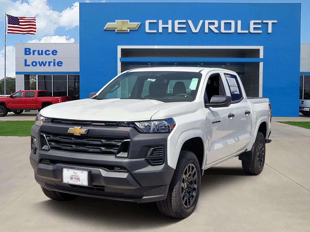 Summit White 2026 Chevrolet Colorado Work Truck Crew Cab RWD Pickup Truck 4X2 8-Speed Automatic