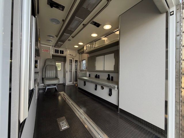 New 2026 White Ford Base image 10