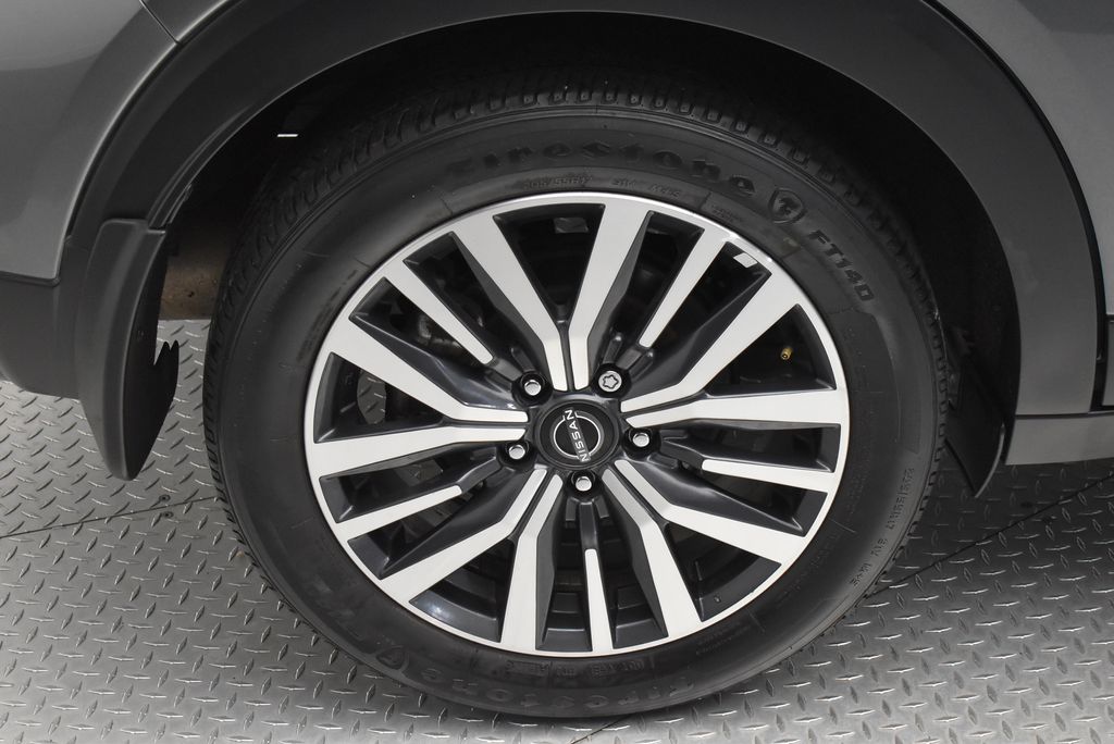 Thumbnail: 2022 Nissan Kicks - 32