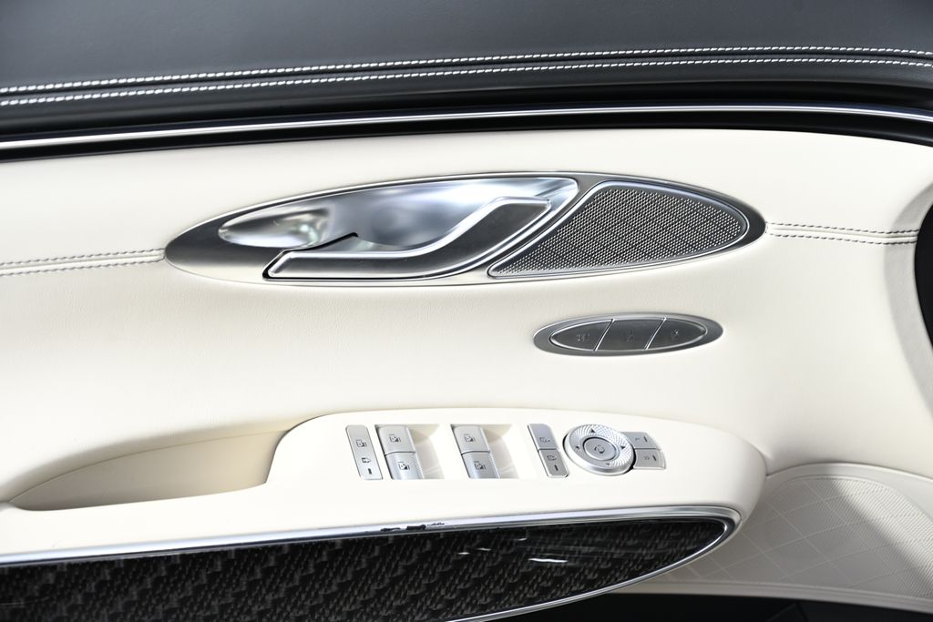 2024 Genesis GV70 Sport 22
