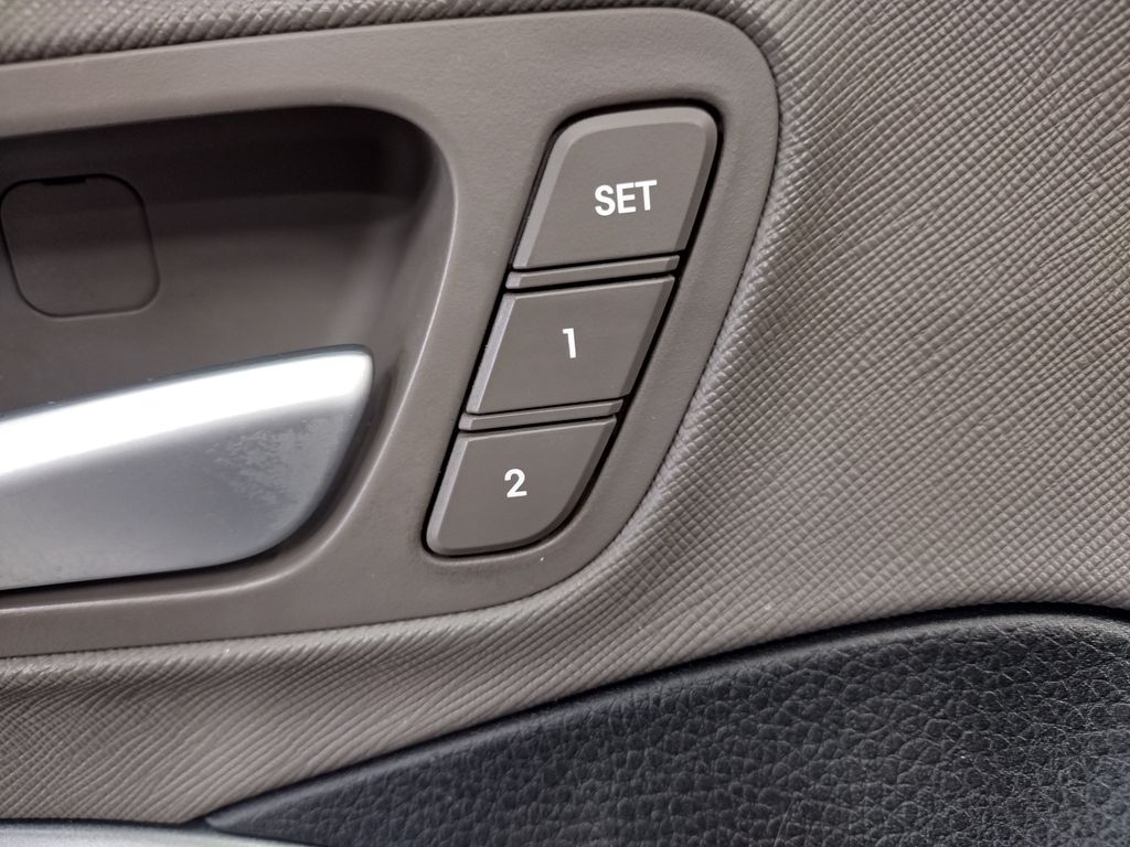 2018 Hyundai Santa Fe Sport 2.0T Ultimate