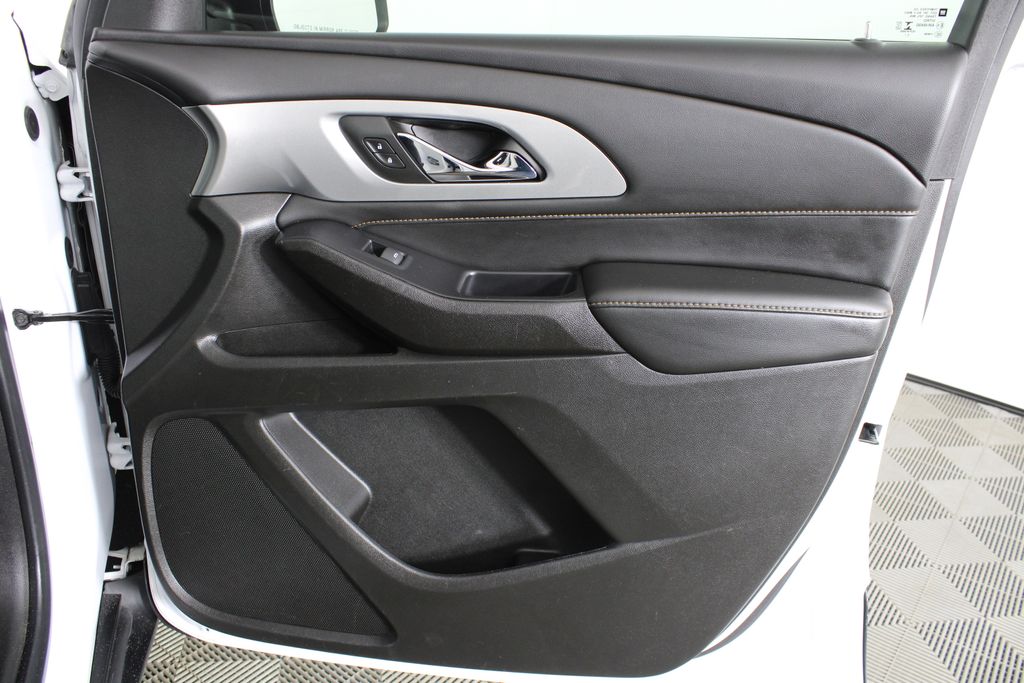 Used 2021 Chevrolet Traverse for sale in 