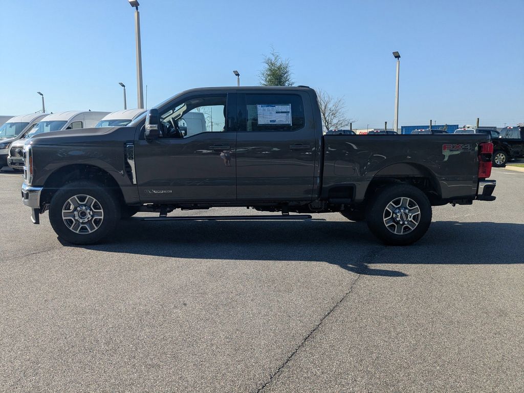 2026 Ford F-350 Super Duty Lariat