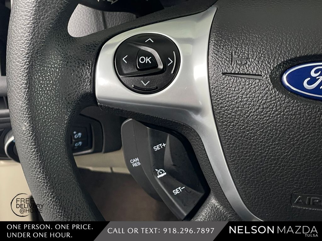 Used 2014 Red Ford SE image 23