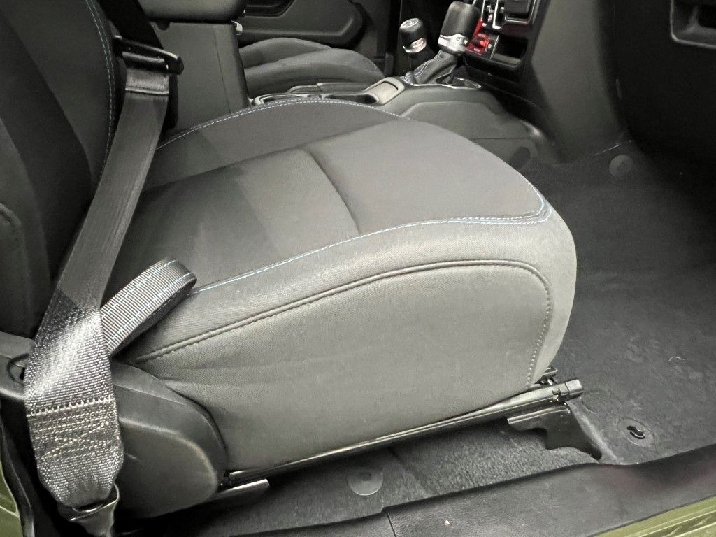 Thumbnail: 2022 Jeep Wrangler - 12