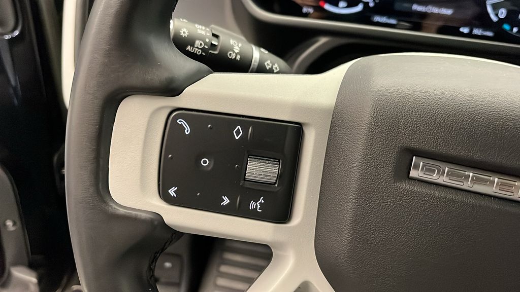 2023 Land Rover Defender 130 14