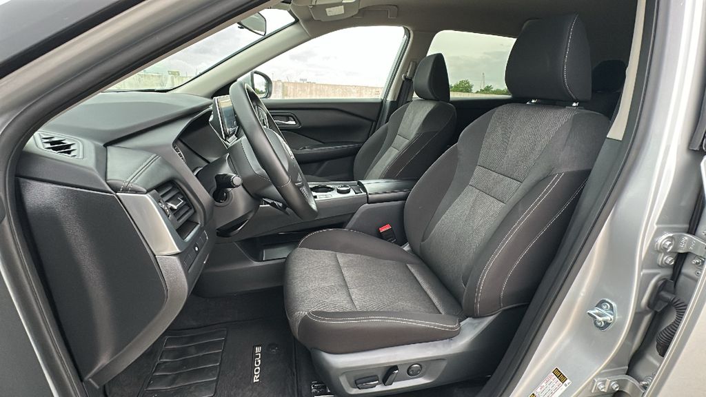 2025 Nissan Rogue SV Silver at Bravo Nissan