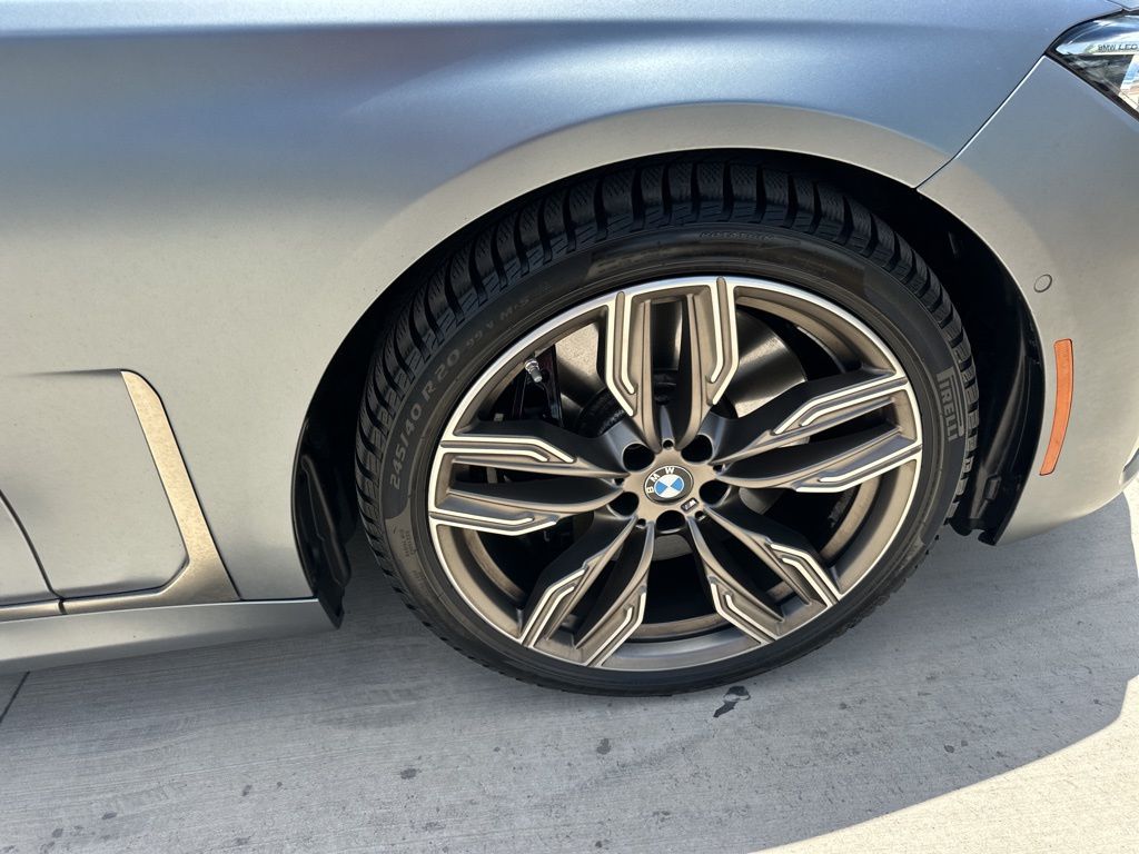 2022 Frozen Bluestone Metallic BMW 7 Series M760i AWD Sedan