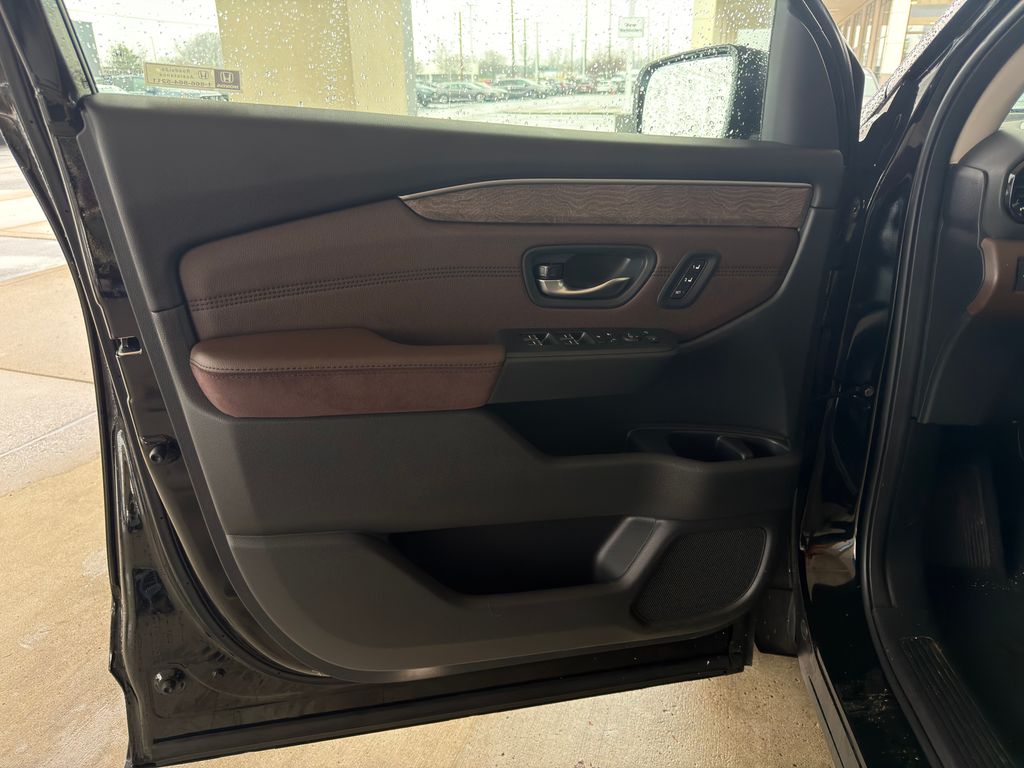 Thumbnail: 2026 Honda Pilot - 18