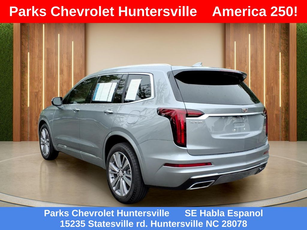 CadillacXT633