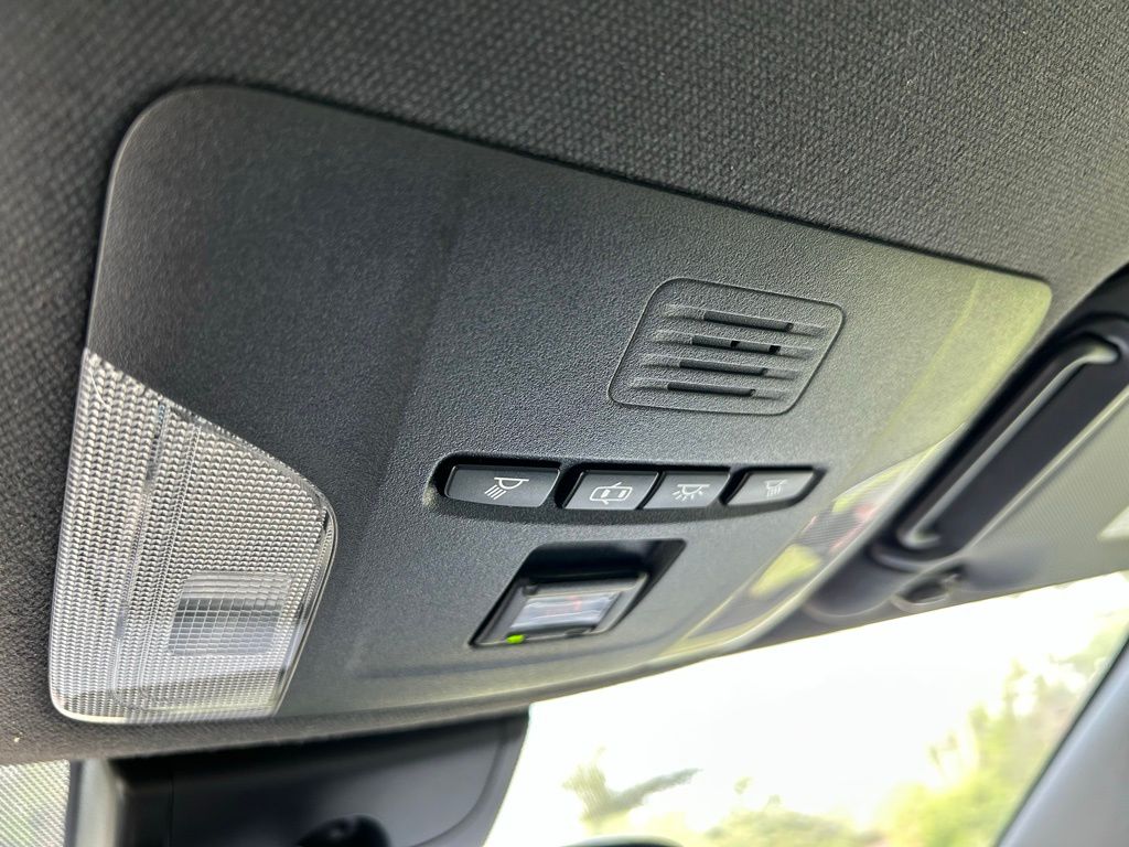 Thumbnail: 2021 Toyota Corolla - 26