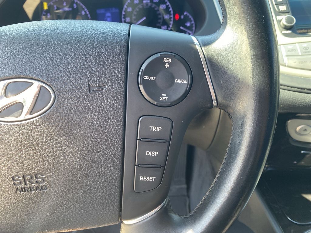 2014 Hyundai Genesis 3.8L photo