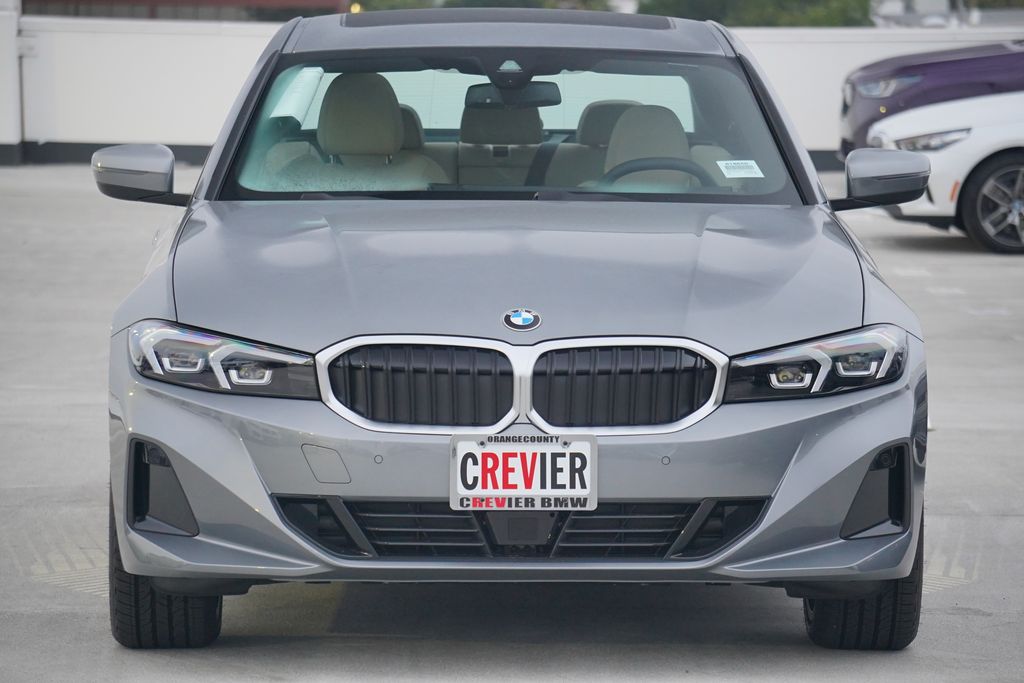 Thumbnail: 2025 BMW 3 Series - 2