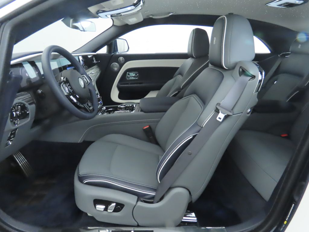 Thumbnail: 2026 Rolls-Royce Spectre - 20