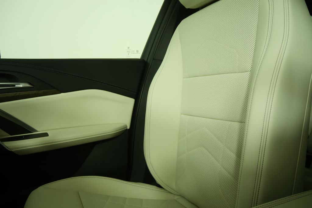 Thumbnail: 2026 BMW X1 - 24