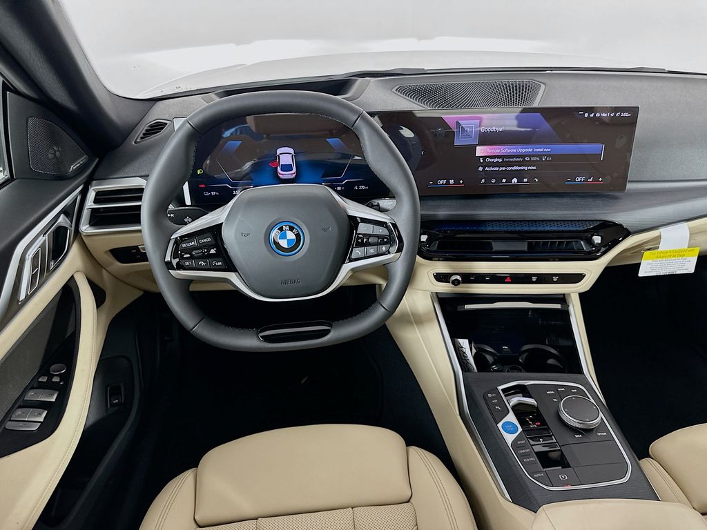 2025 BMW i4 eDrive40 19