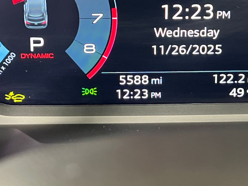 Thumbnail: 2025 Audi Q3 - 16