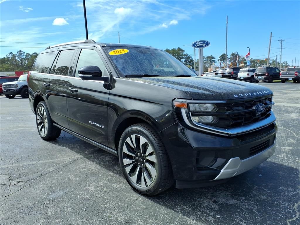 2025 Ford Expedition Platinum 4WD