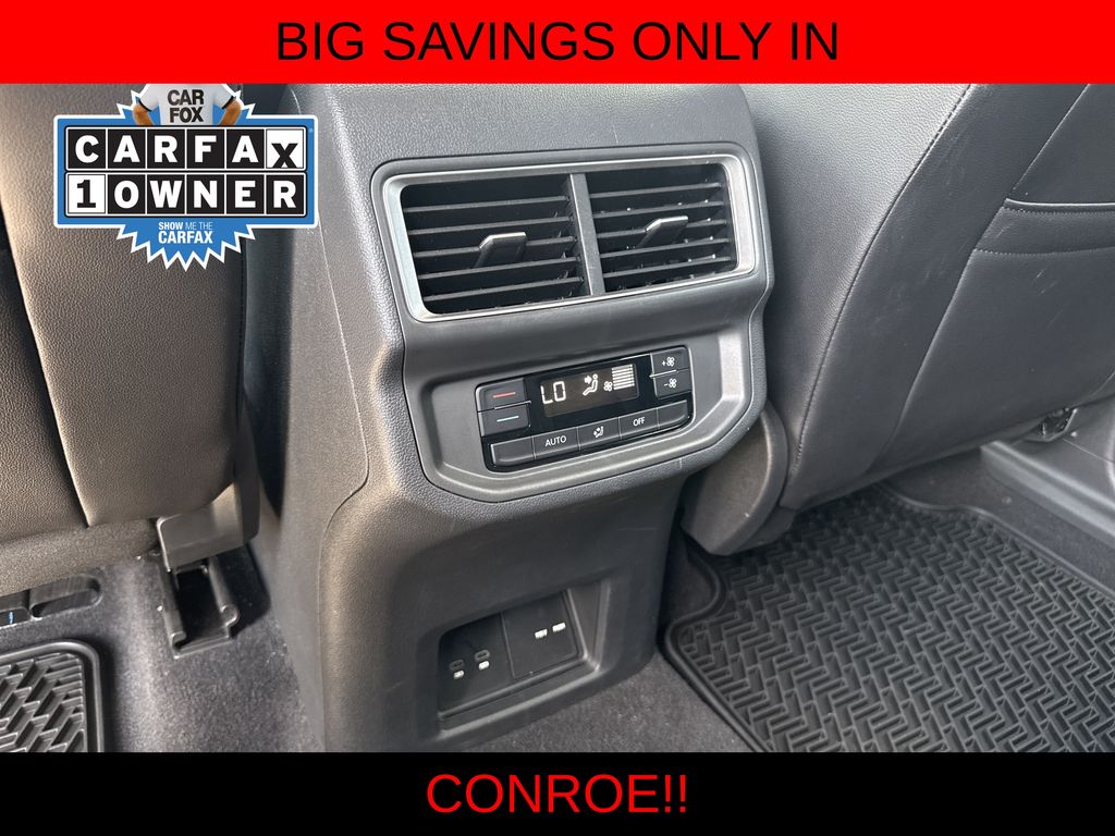 2024 Volkswagen Atlas 2.0T SE w/Technology Black at Cook Ford