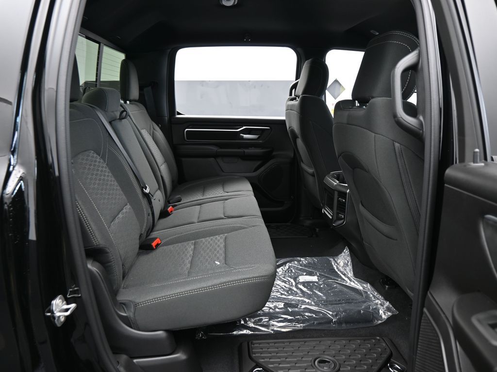 New 2026 Diamond Black Crystal Pearlcoat Ram Big Horn/Lone Star image 32