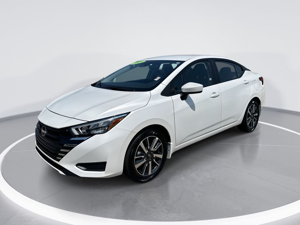 Aspen White Tricoat 2025 Nissan Versa Sedan Front-Wheel Drive Continuously Variable Transmission