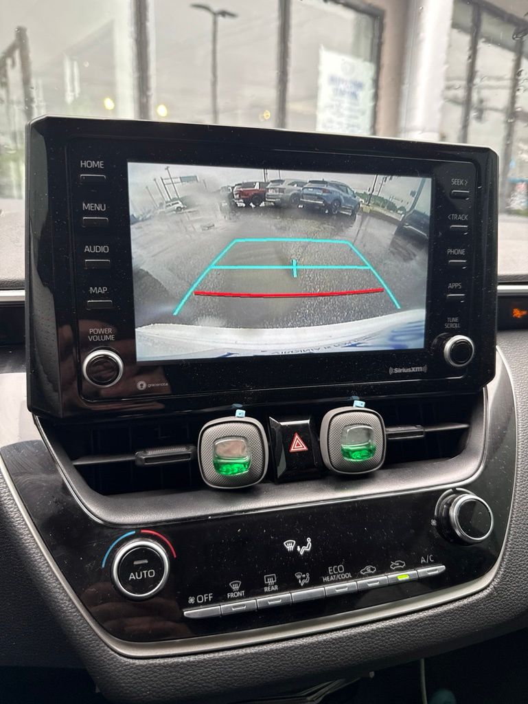 Used 2022 White Toyota LE image 7