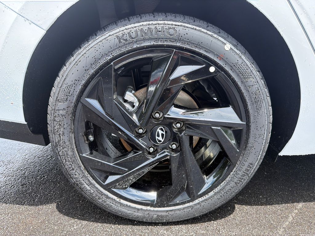 New 2026 White Hyundai SEL Sport image 18