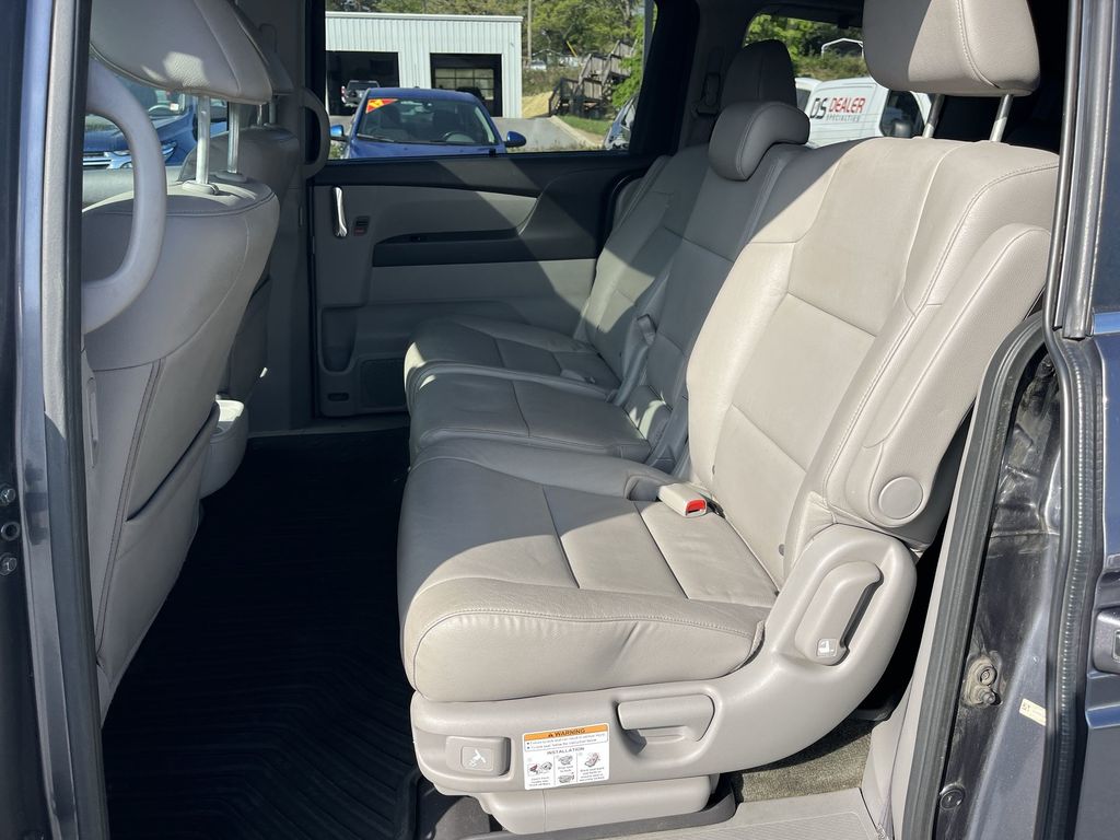2016 Honda Odyssey EX-L photo