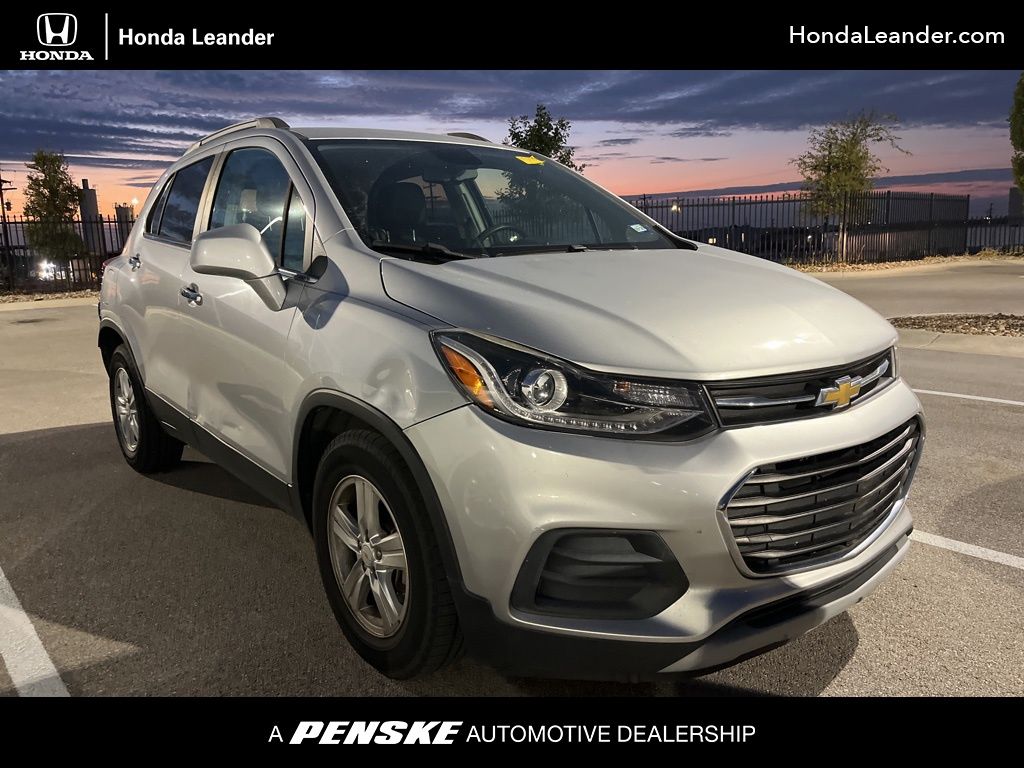 Thumbnail: 2018 Chevrolet Trax - 1