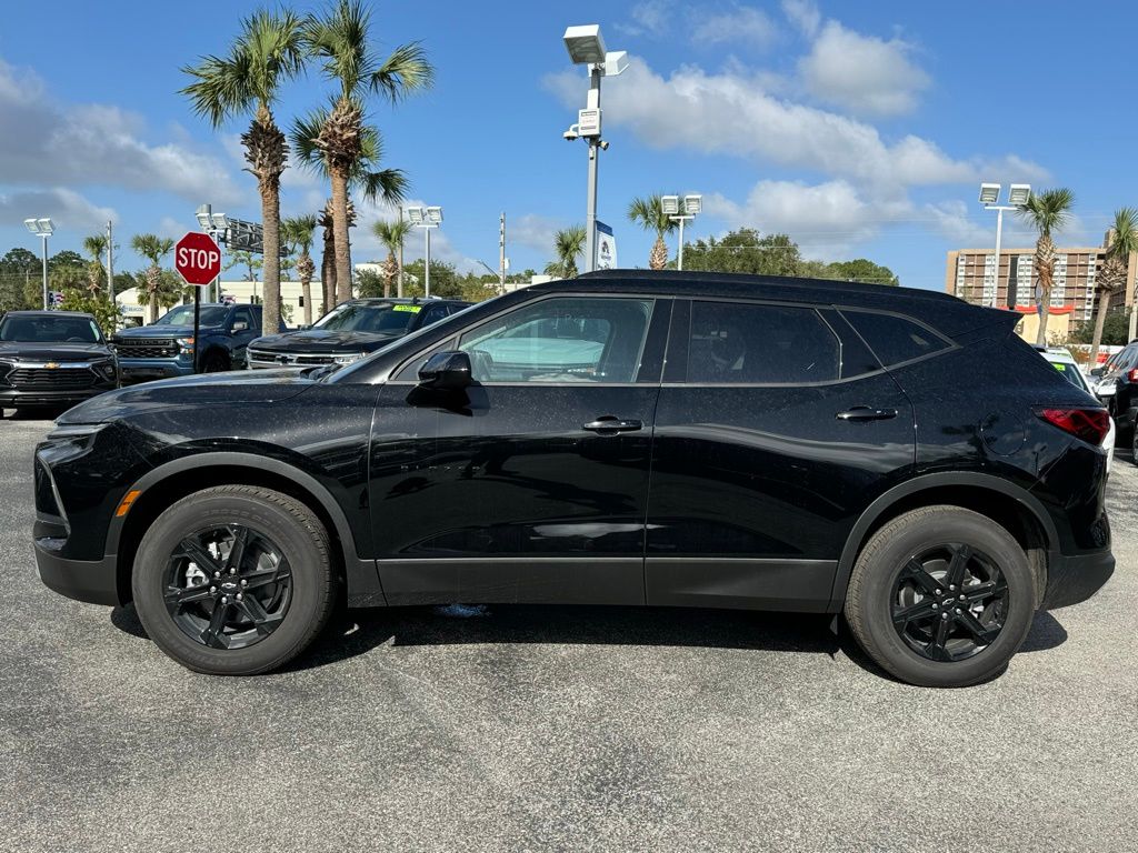 2025 Chevrolet Blazer LT 5