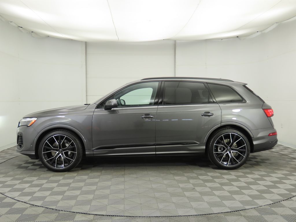 Thumbnail: 2025 Audi Q7 - 8